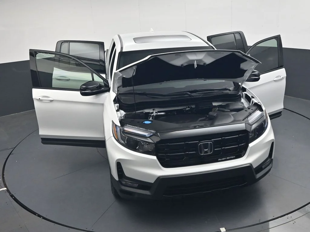 New 2026 Platinum White Pearl Honda Black Edition image 36