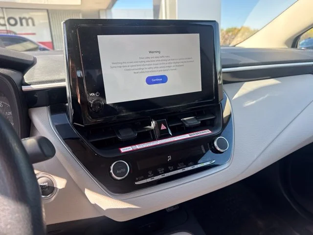 Used 2025  Toyota LE image 3