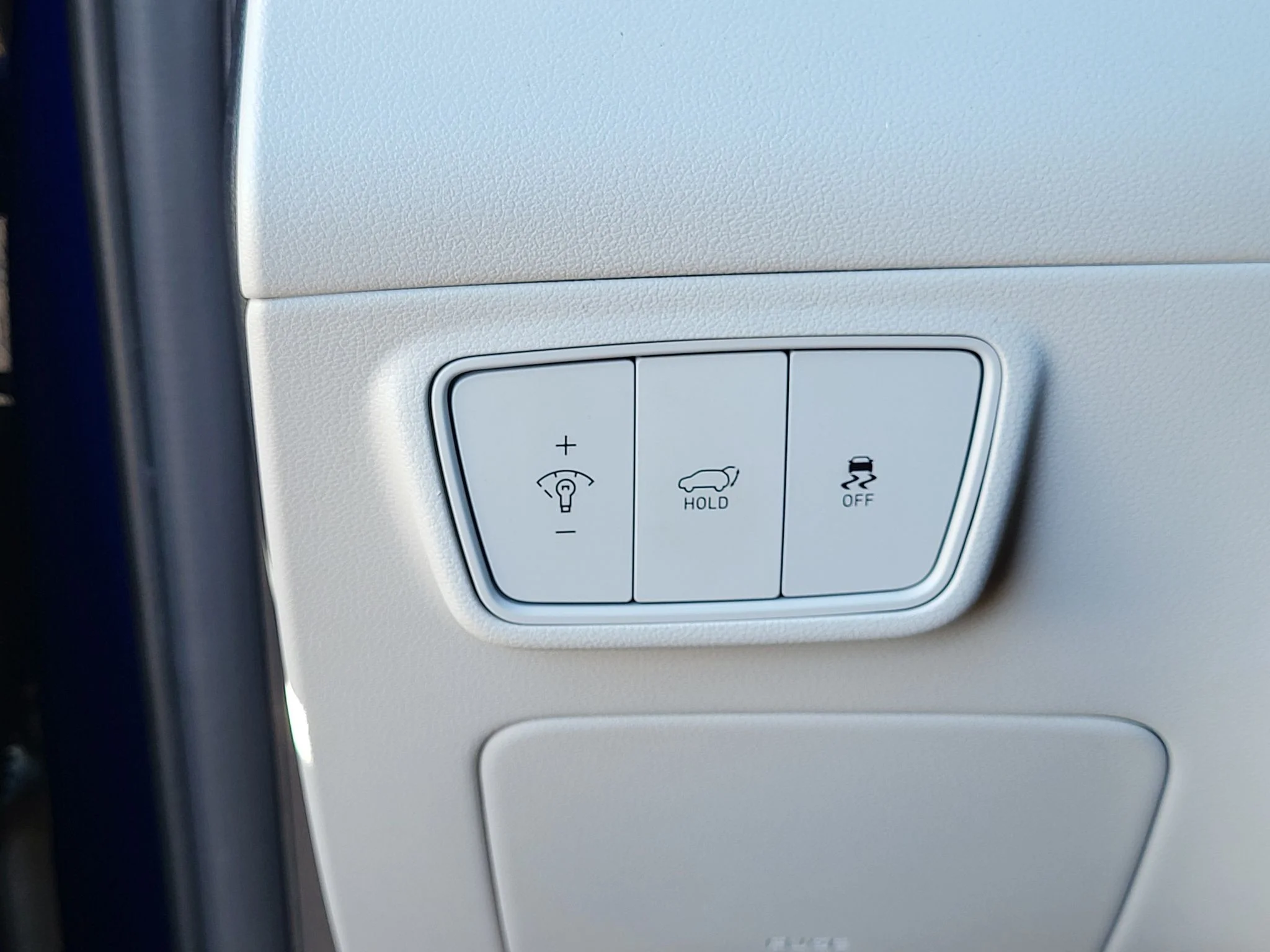 Used 2024 Intense Blue Hyundai SEL image 16
