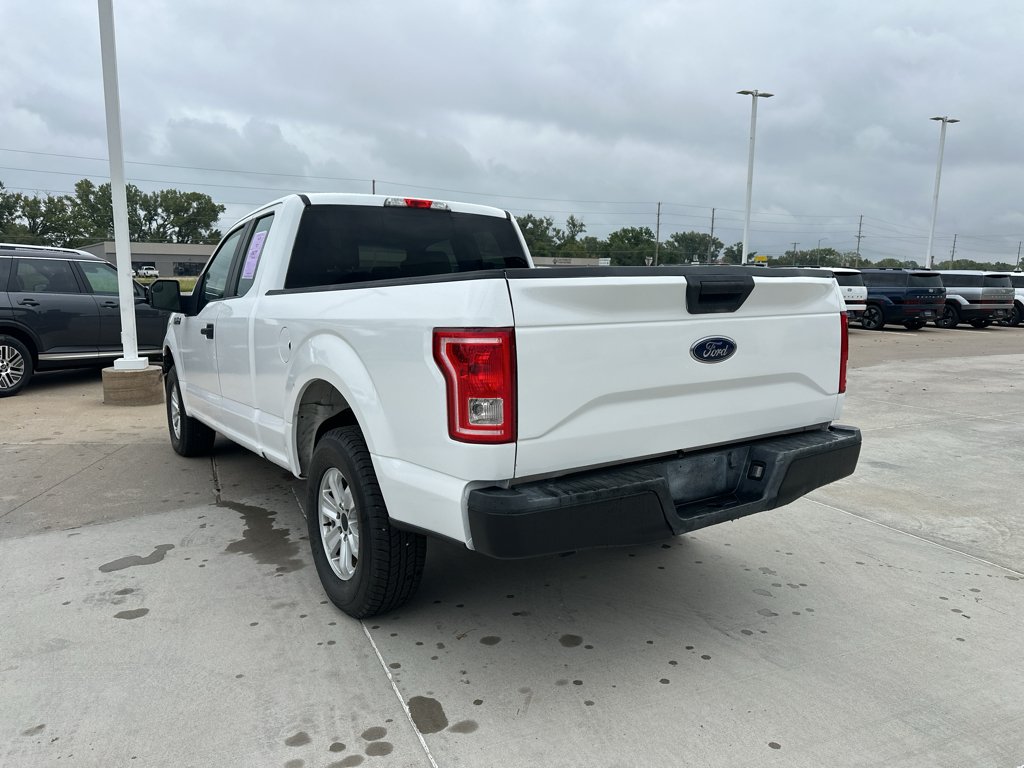 Used 2017 Oxford White Ford XL image 12