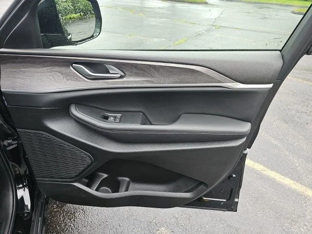 2024 Jeep Grand Cherokee L Limited - Photo 14