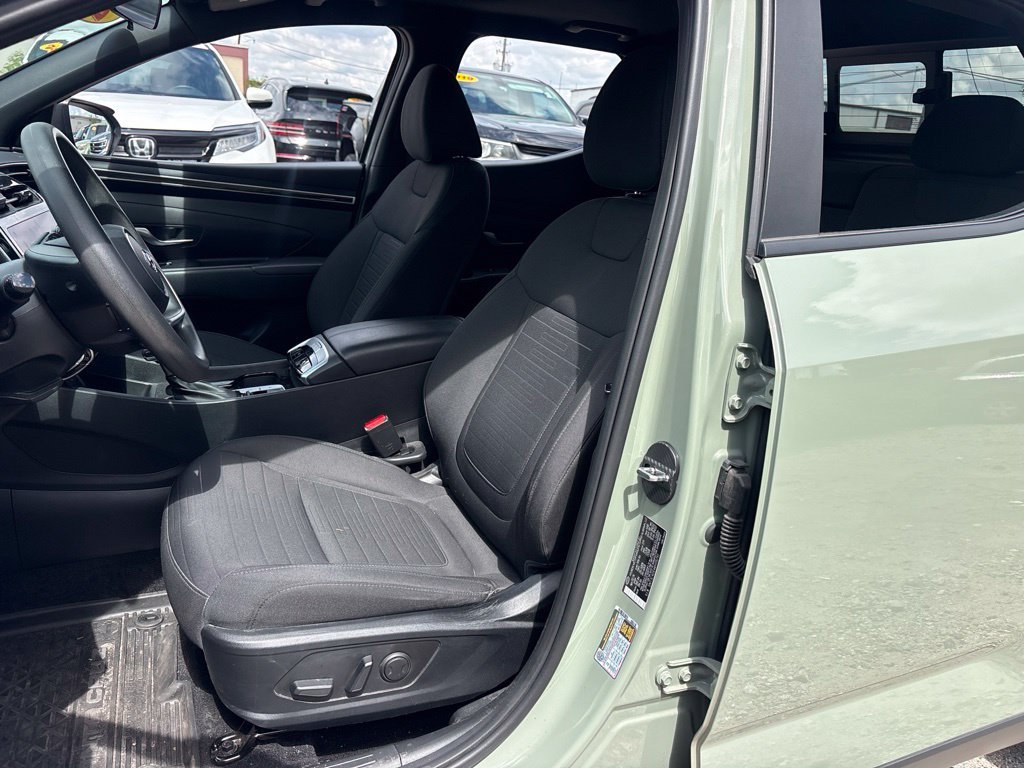 Used 2024 Green Hyundai SEL image 9