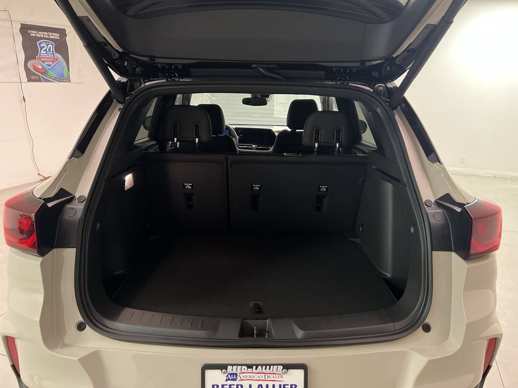 New 2026 White Sands Chevrolet RS image 23