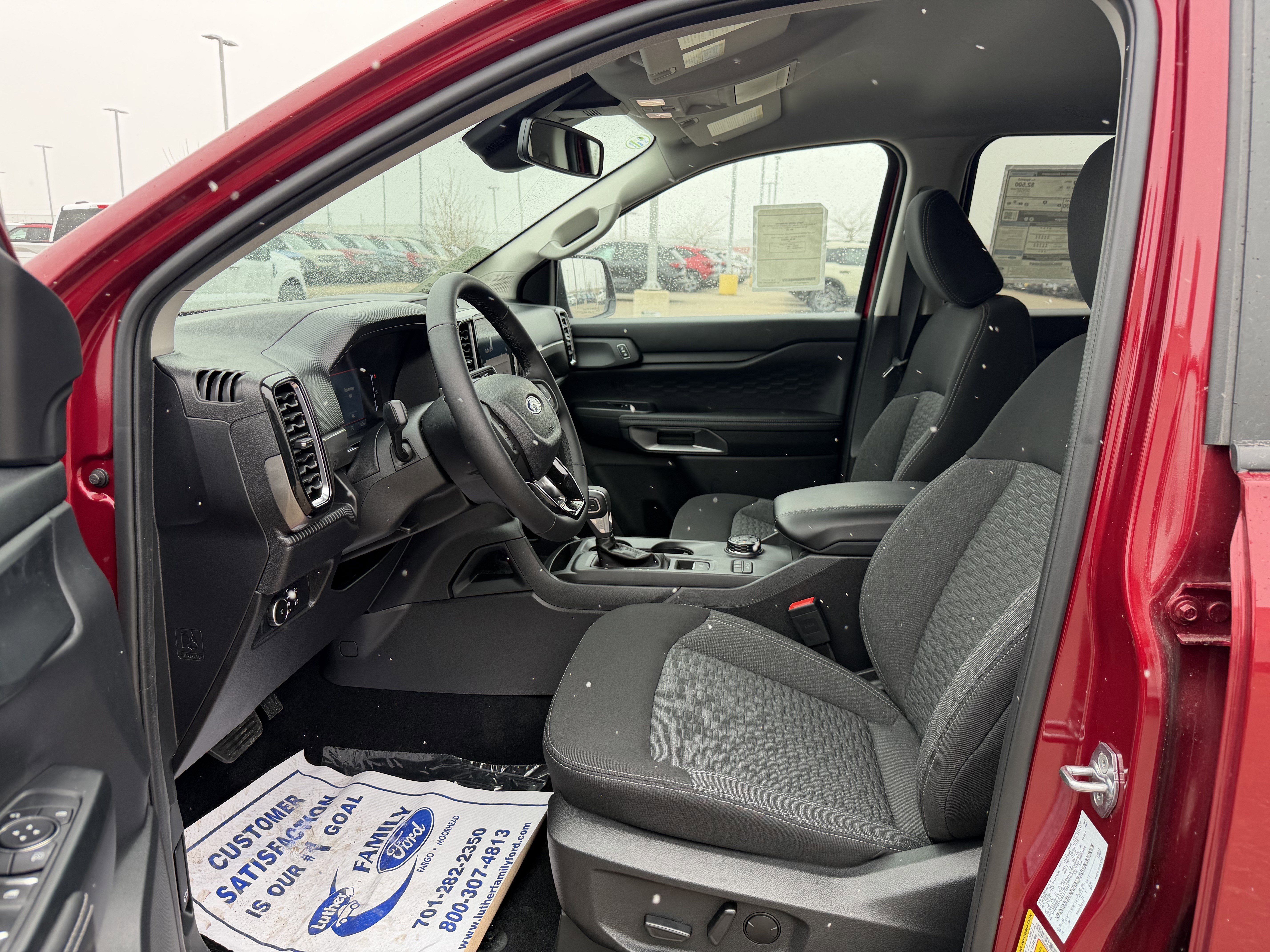 New 2025 Ruby Red Metallic Tinted Clearcoat Ford XLT image 5