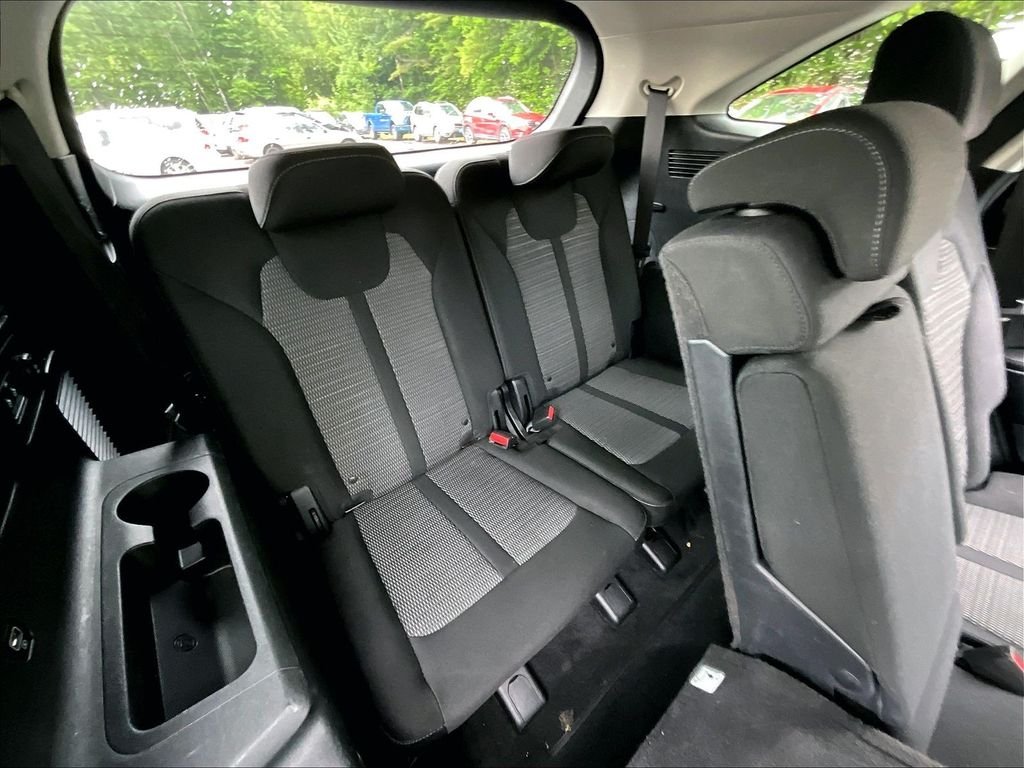 Used 2022 Ebony Black Kia LX image 17