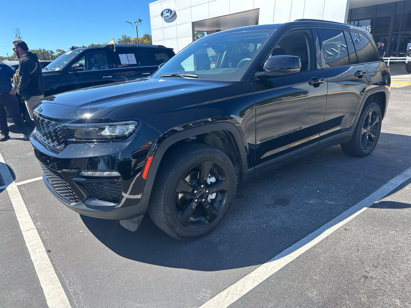 Used 2023 Black Jeep Limited image 2