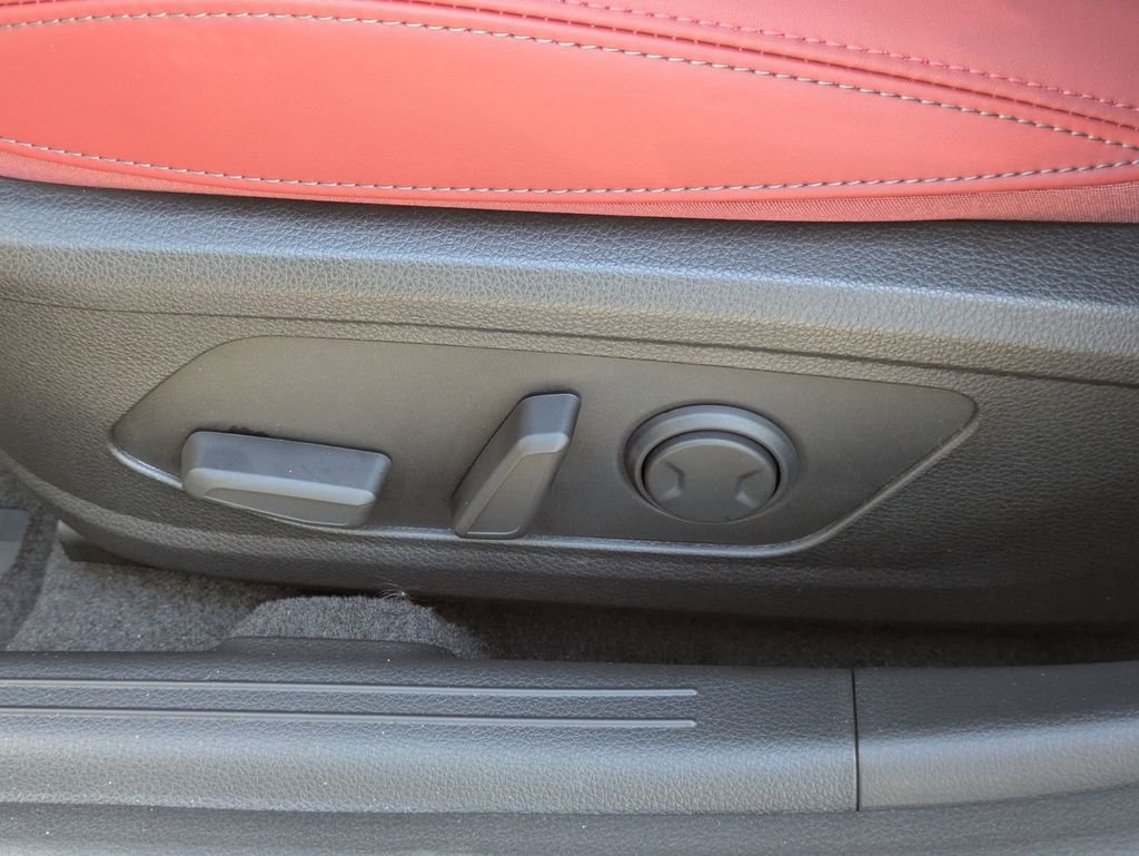 New 2026 Wolf Gray Kia GT-Line FWD image 19