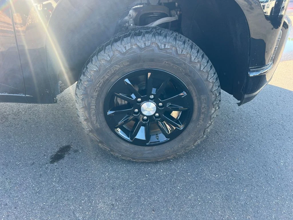 Certified Used 2022 Black Chevrolet LT Trail Boss image 18
