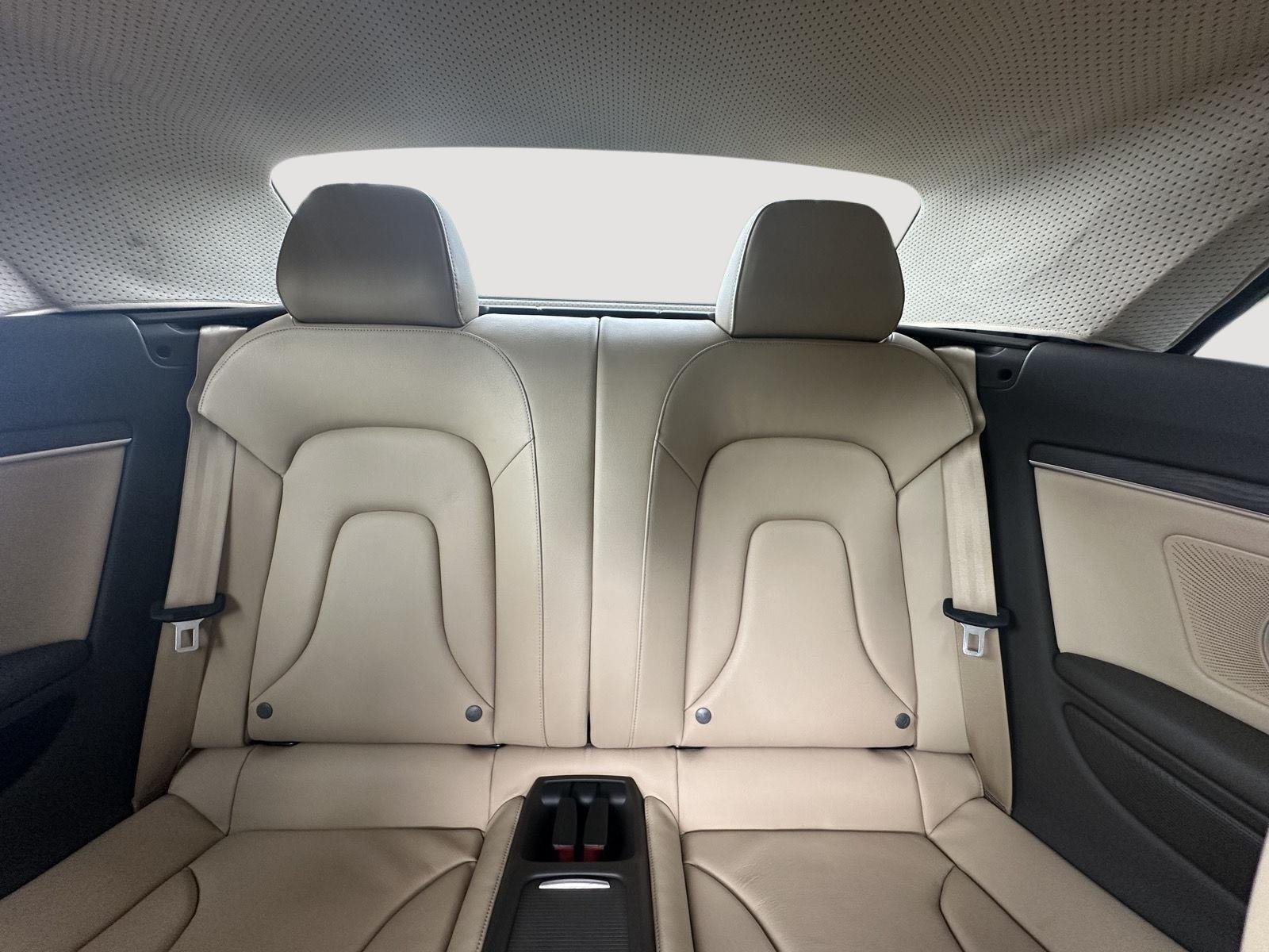 Used 2016 Mythos Black Metallic/Black Roof Audi Premium Plus image 13