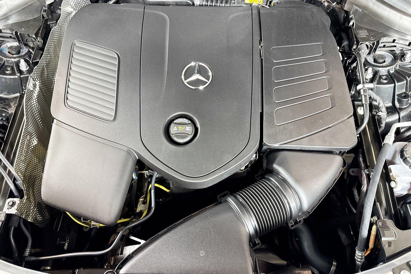 New 2026 Graphite Grey Metallic Mercedes-Benz GLC 300 image 28