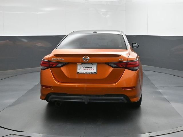 Used 2022 Orange Nissan SR image 5