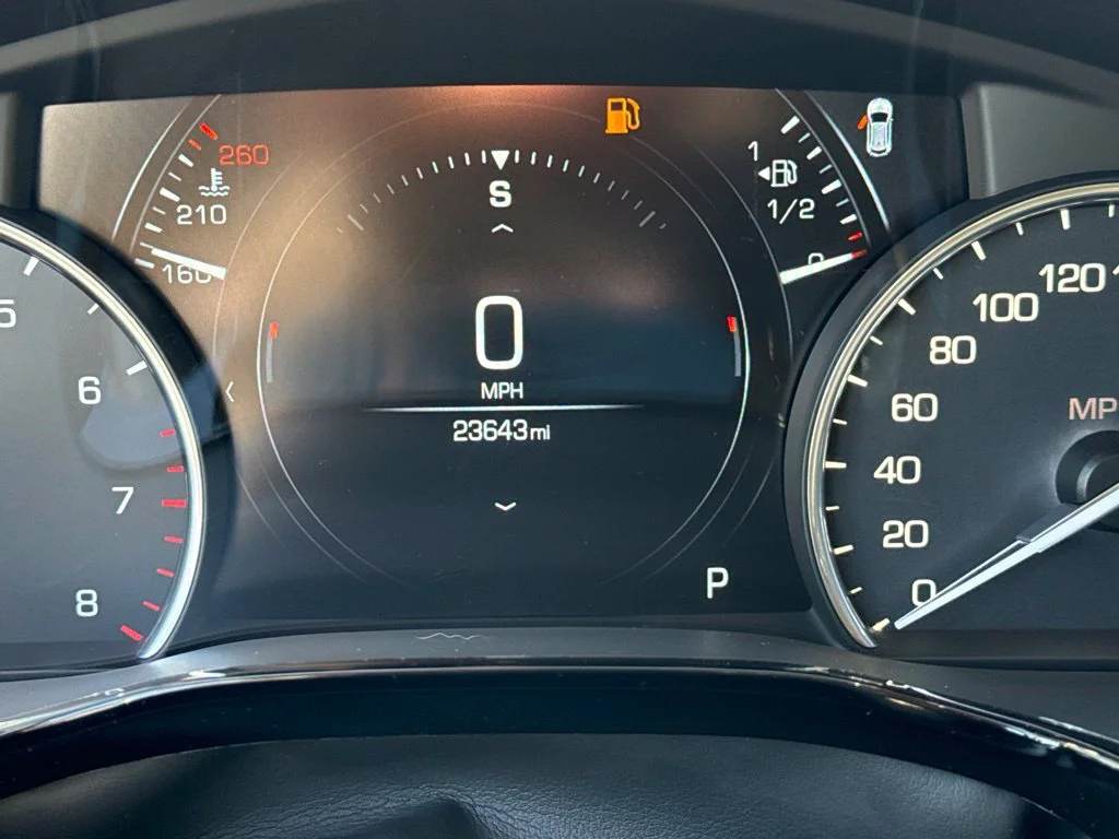 Used 2019 Black Cadillac Platinum AWD image 21