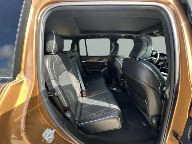 New 2026 Copper Shino Metallic Clear-Coat Exterior Paint Jeep Summit image 38