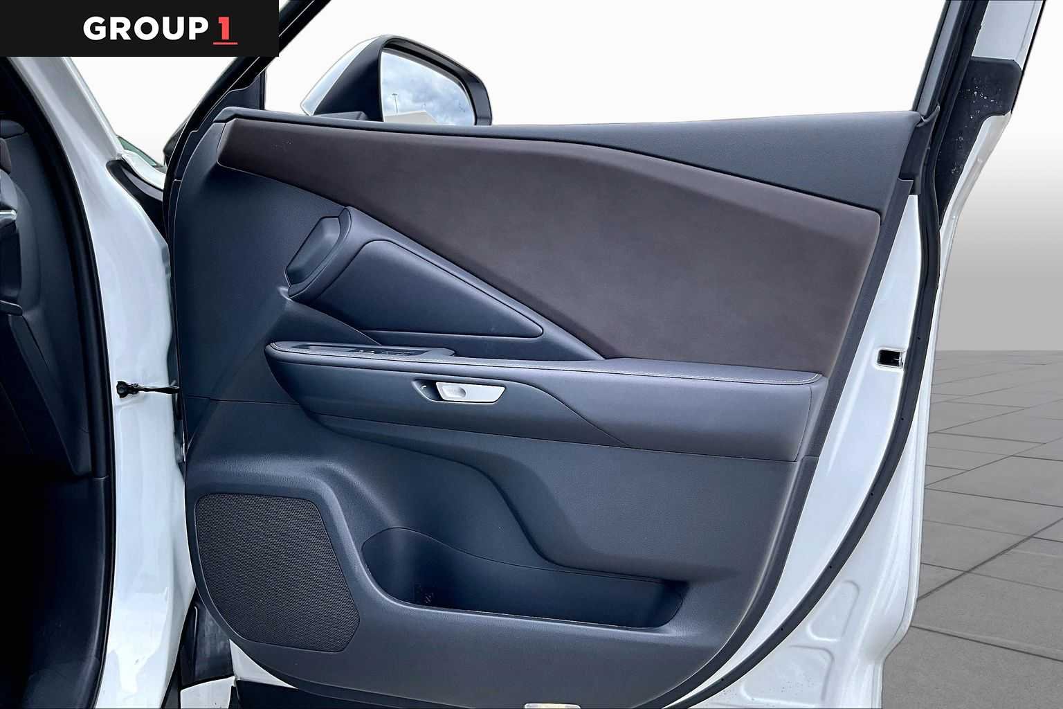 Certified Used 2025 WIND CHILL PEARL Lexus Premium image 20