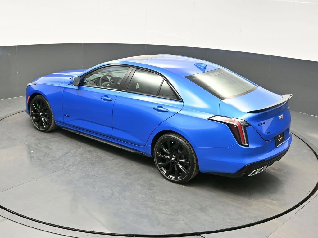 2025 Cadillac CT4 V-Series - Photo 33