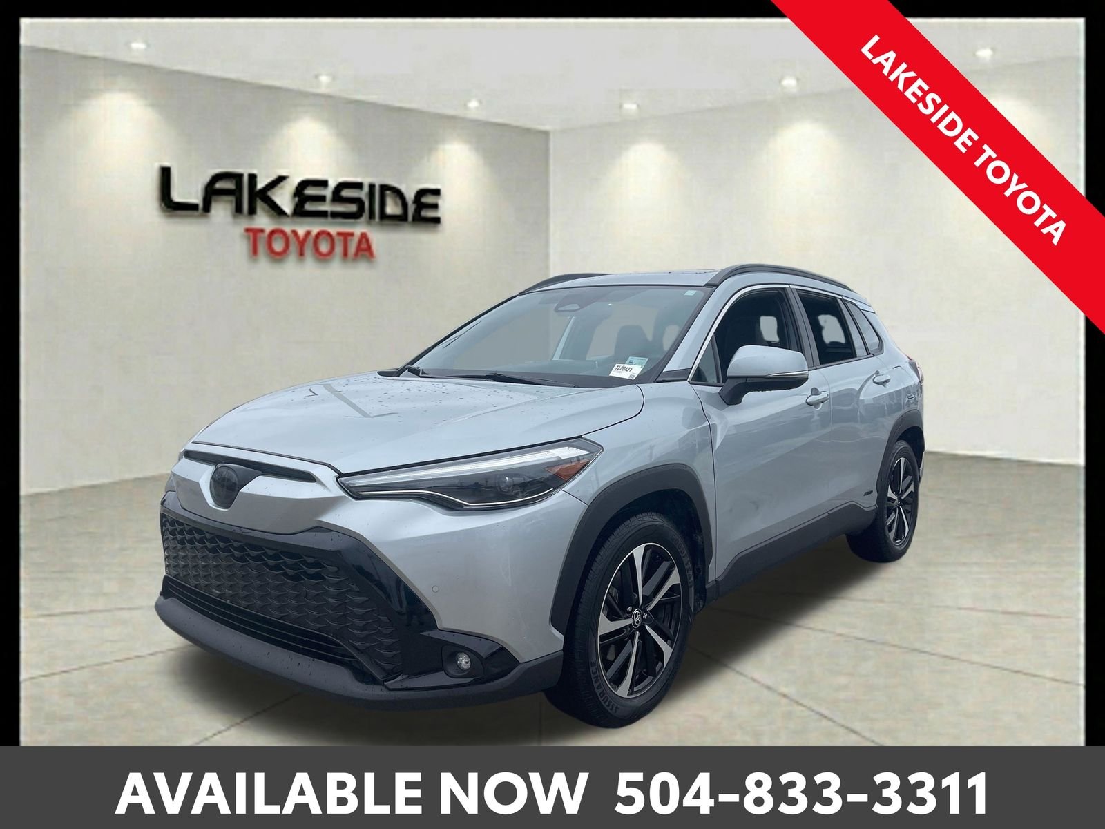 2024 Toyota Corolla Cross Hybrid XSE AWD's photo