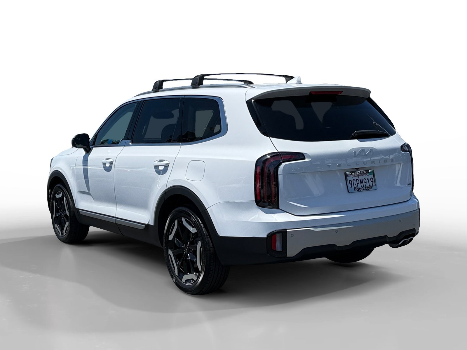 Used 2023 White Pearl Kia EX image 3