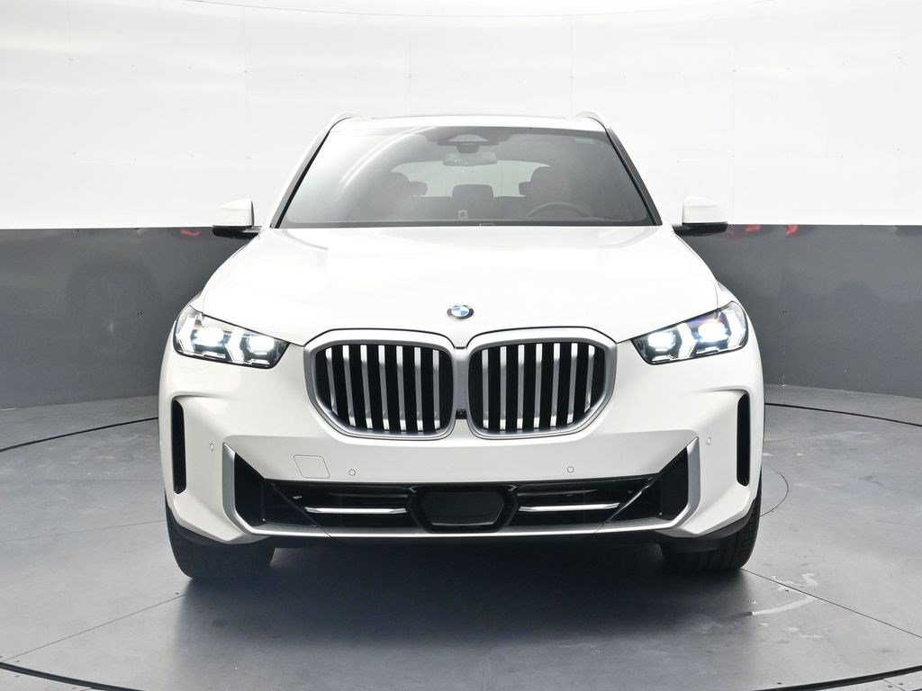 Used 2026 Alpine White BMW xDrive40i image 9