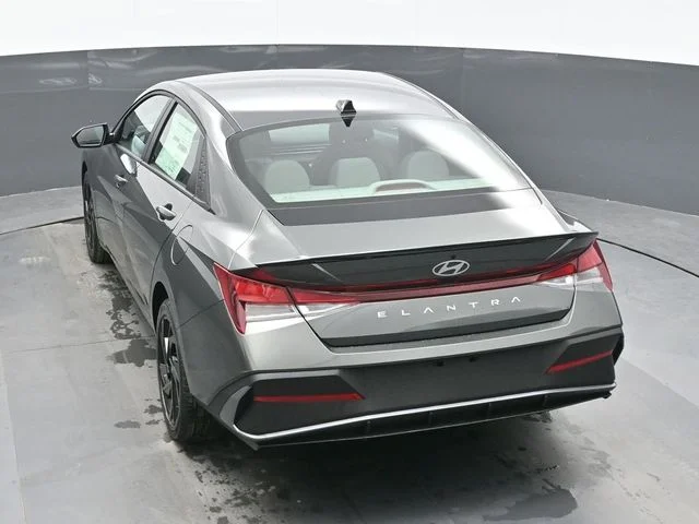 New 2026 Gray Hyundai SEL Sport image 10