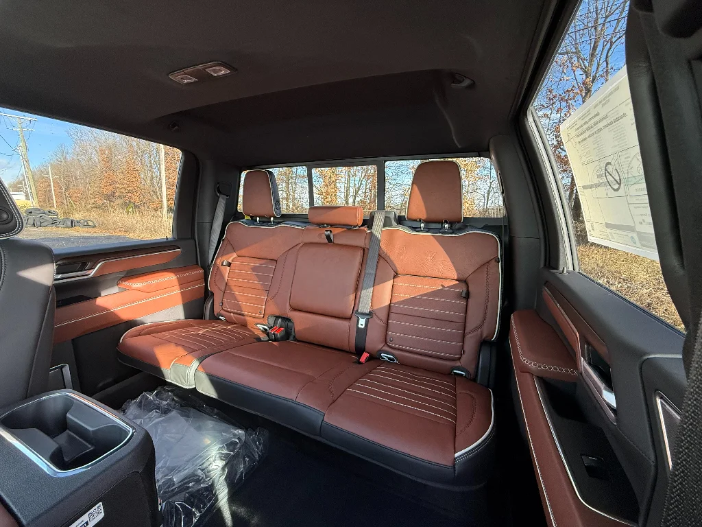 2026 GMC Sierra 2500HD Denali Ultimate - Photo 27
