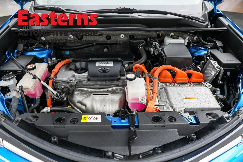 Used 2017 Blue Toyota XLE image 7