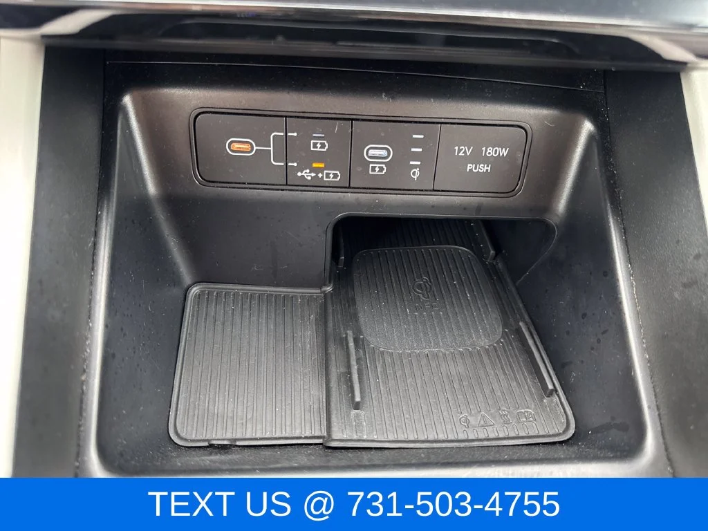 Used 2025 Gray Hyundai SEL image 30