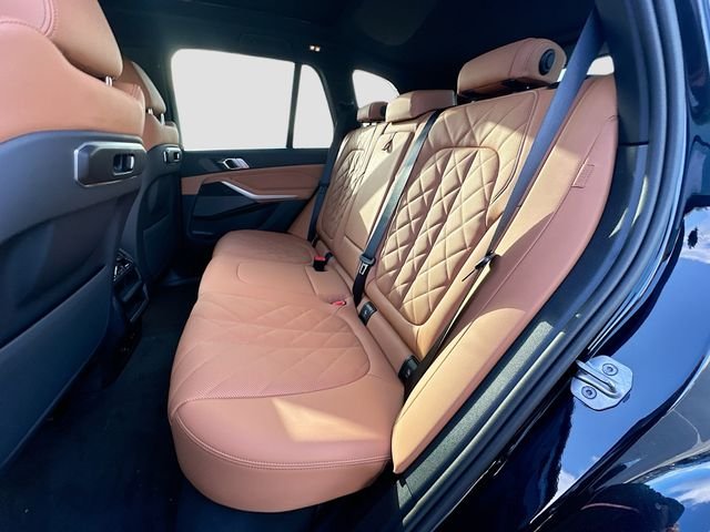 New 2026 Black BMW xDrive40i image 18
