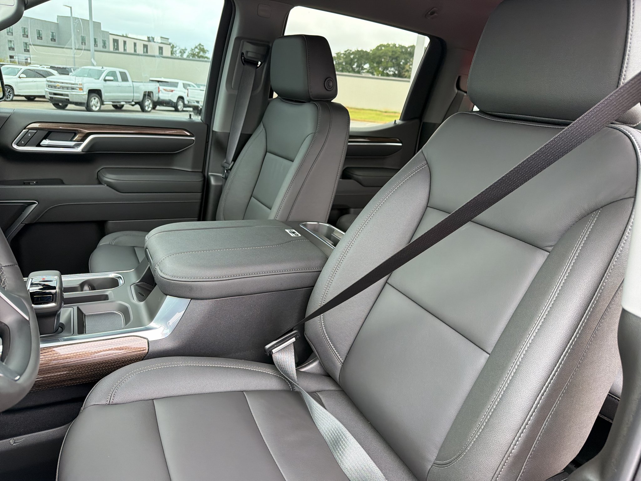 2026 Chevrolet Silverado 1500 LT - Photo 37