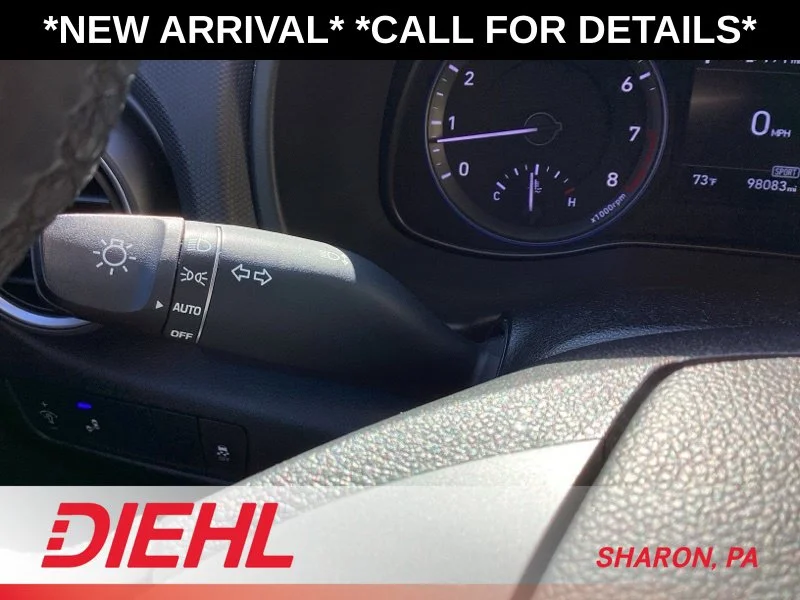 Used 2018 Black Hyundai SEL image 35