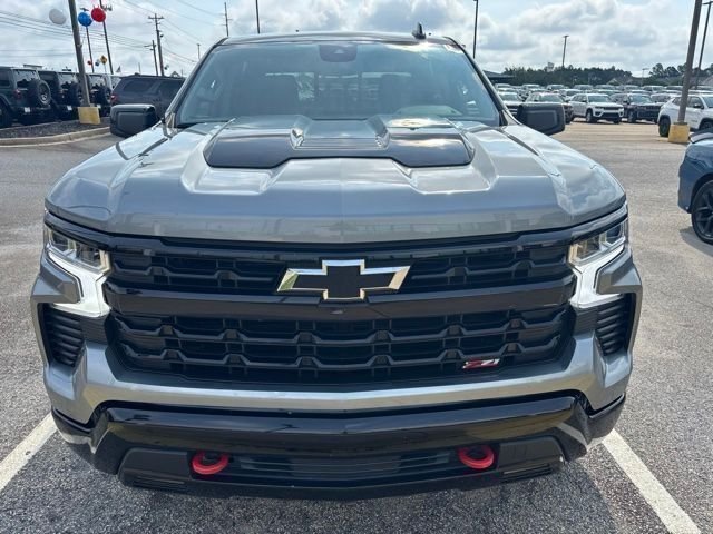 Used 2025 Gray Chevrolet LT Trail Boss image 2
