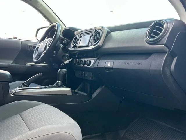 Used 2018 Black Toyota SR5 image 26