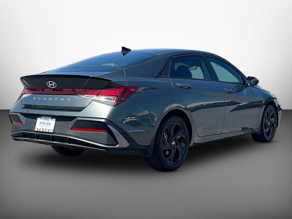 Certified Used 2026 Gray Hyundai SEL Sport image 6