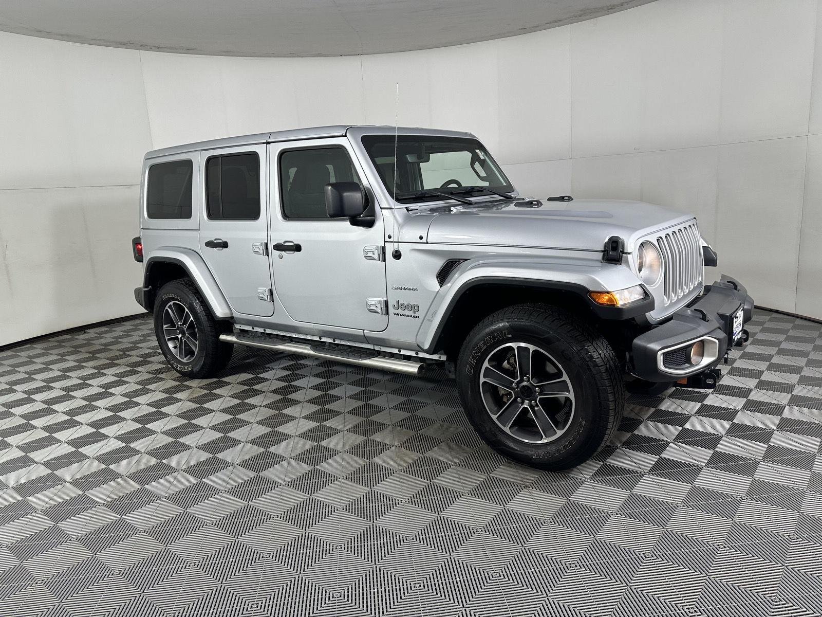 Used 2023 Silver Zynith Jeep Sahara image 5