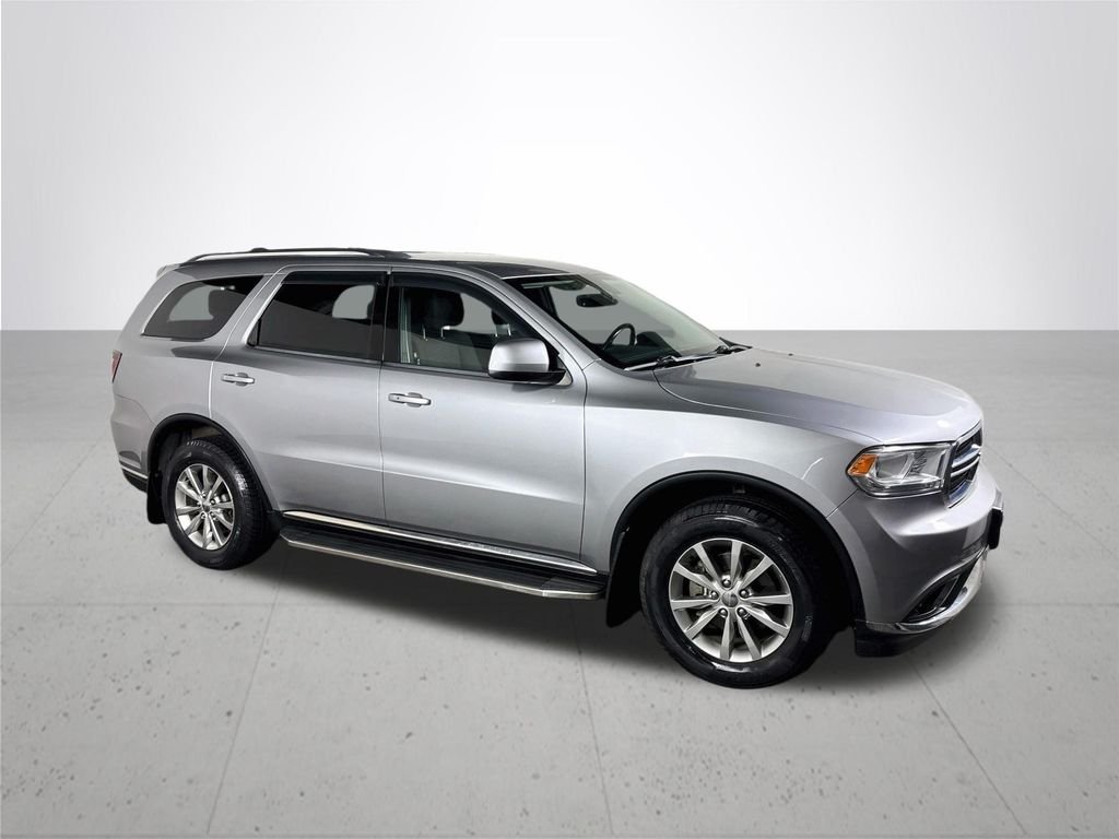 Used 2018 Silver Dodge SXT Plus image 4