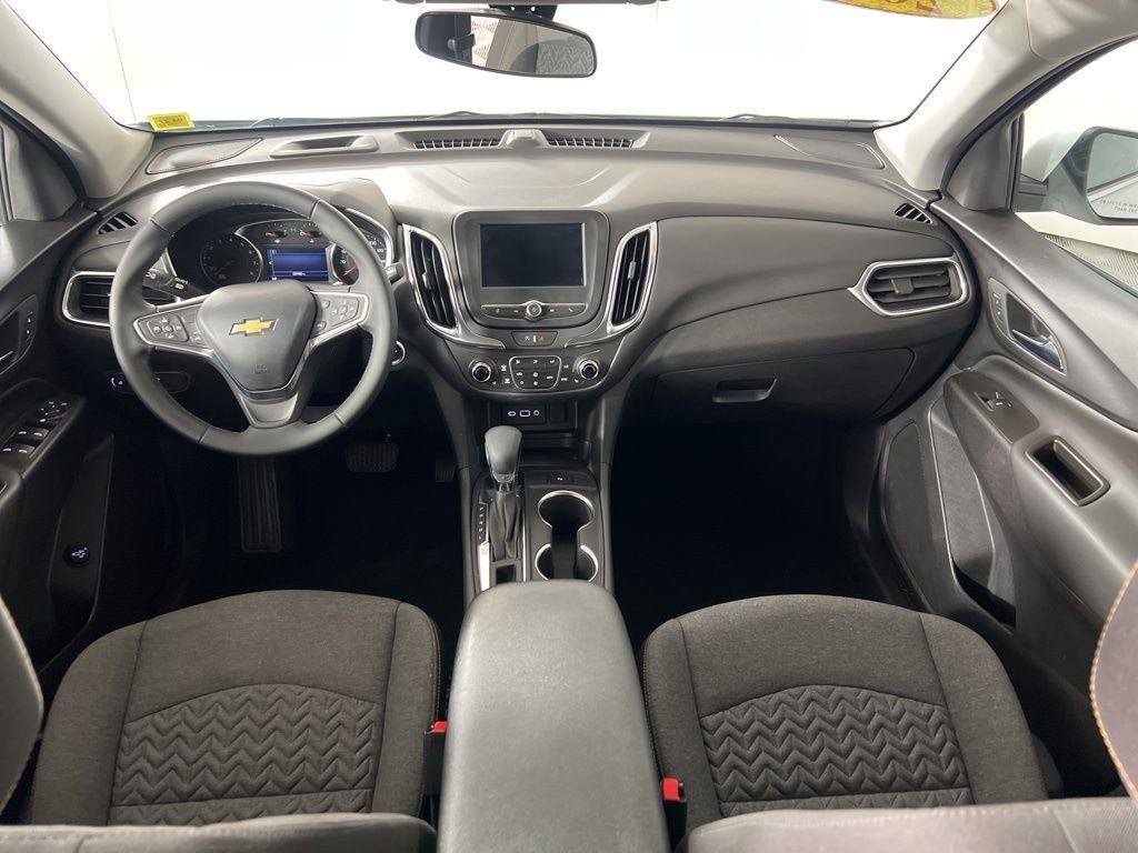 Used 2024 Summit White Chevrolet LT image 22
