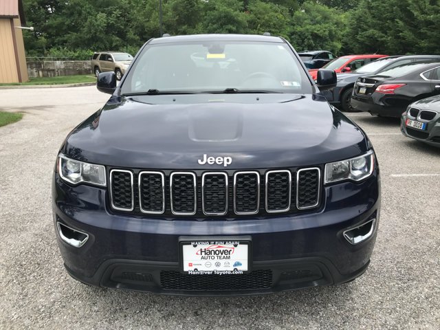Used 2017 True Blue Pearlcoat Jeep Laredo image 3
