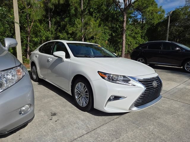 2016 Lexus ES