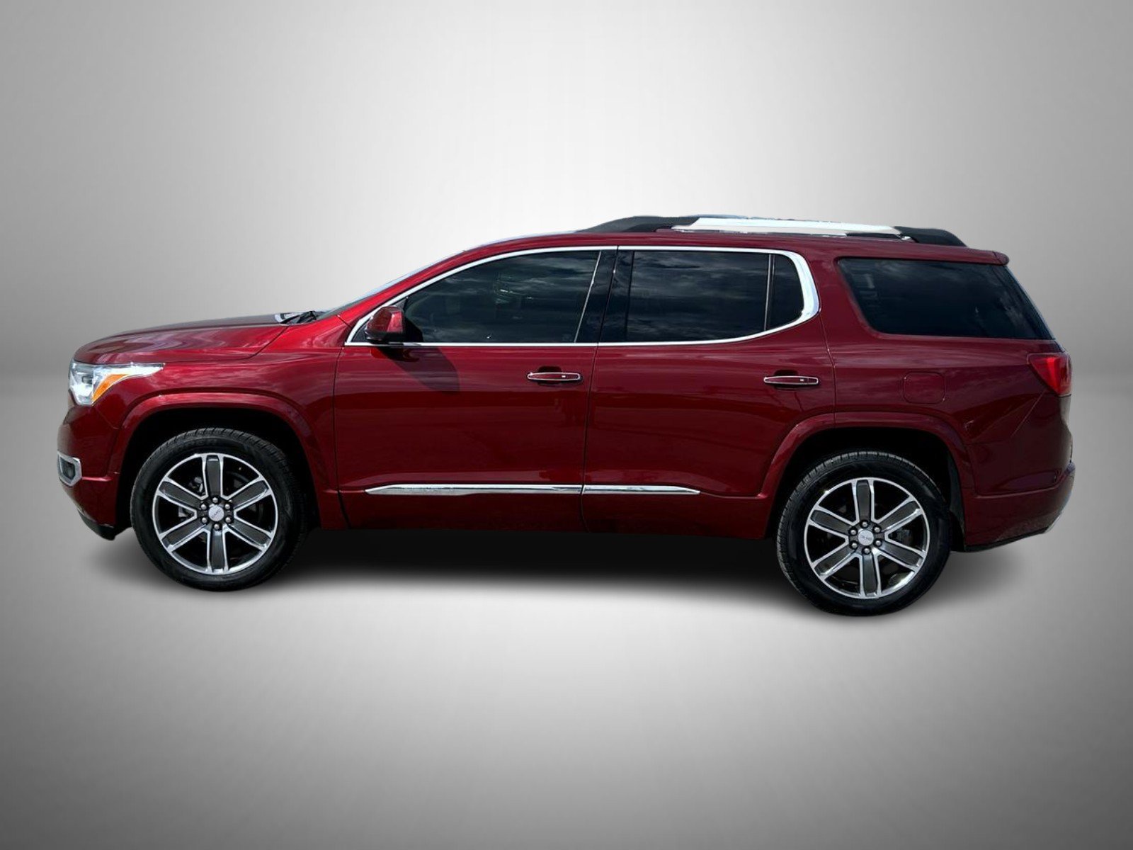 Used 2018 Red GMC Denali image 8