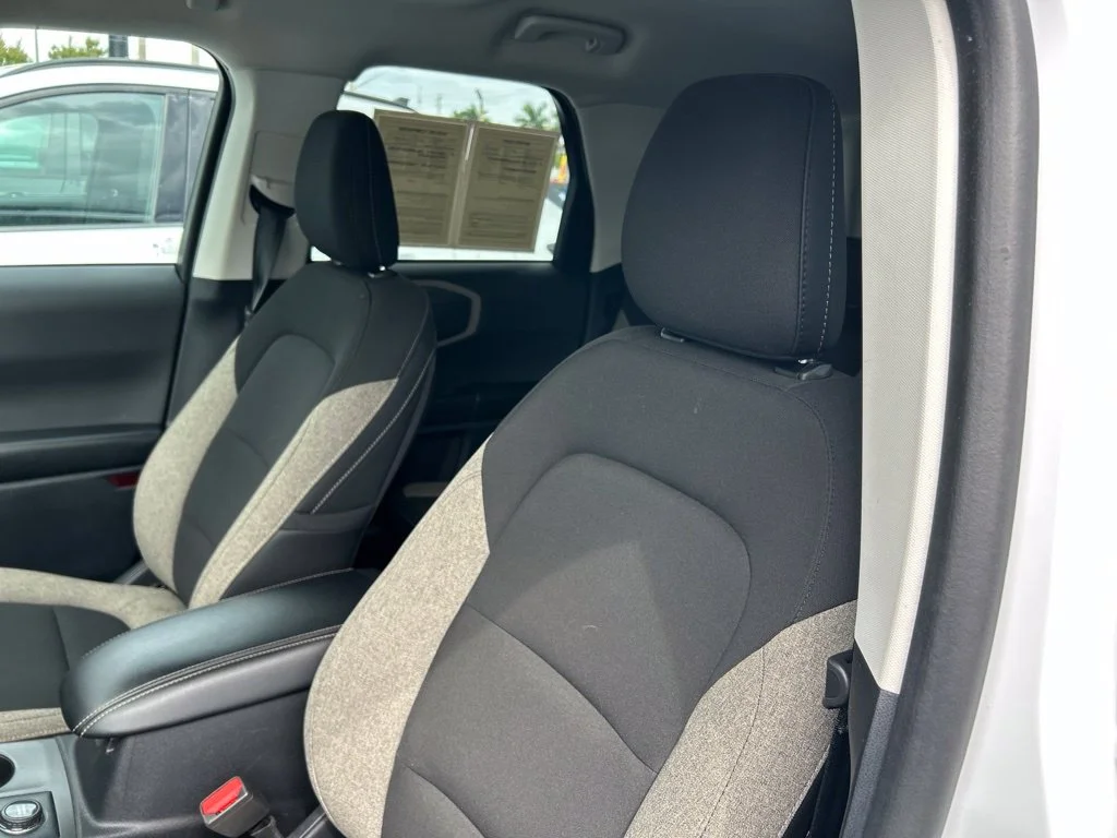 Certified Used 2025 Oxford White Ford Big Bend image 22
