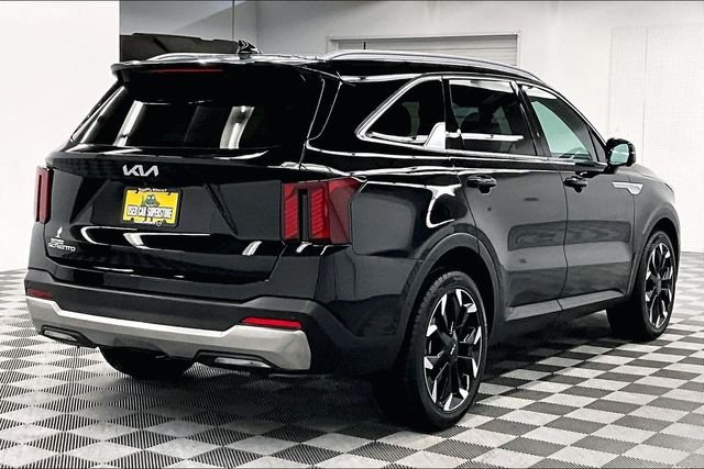 2025 Kia Sorento SX - Photo 13