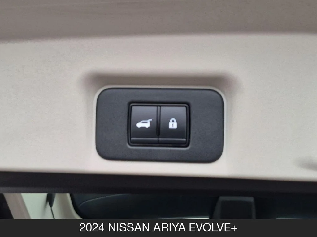 Used 2024 Black Nissan EVOLVE+ image 26