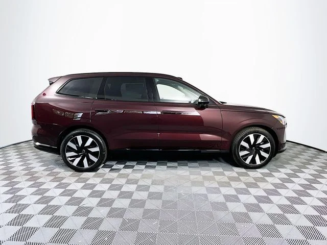 2025 Volvo EX90 Ultra - Photo 6