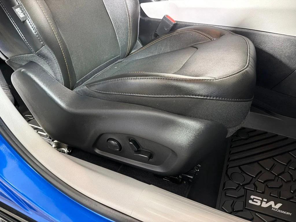 Used 2023 Laser Blue Jeep Limited image 24
