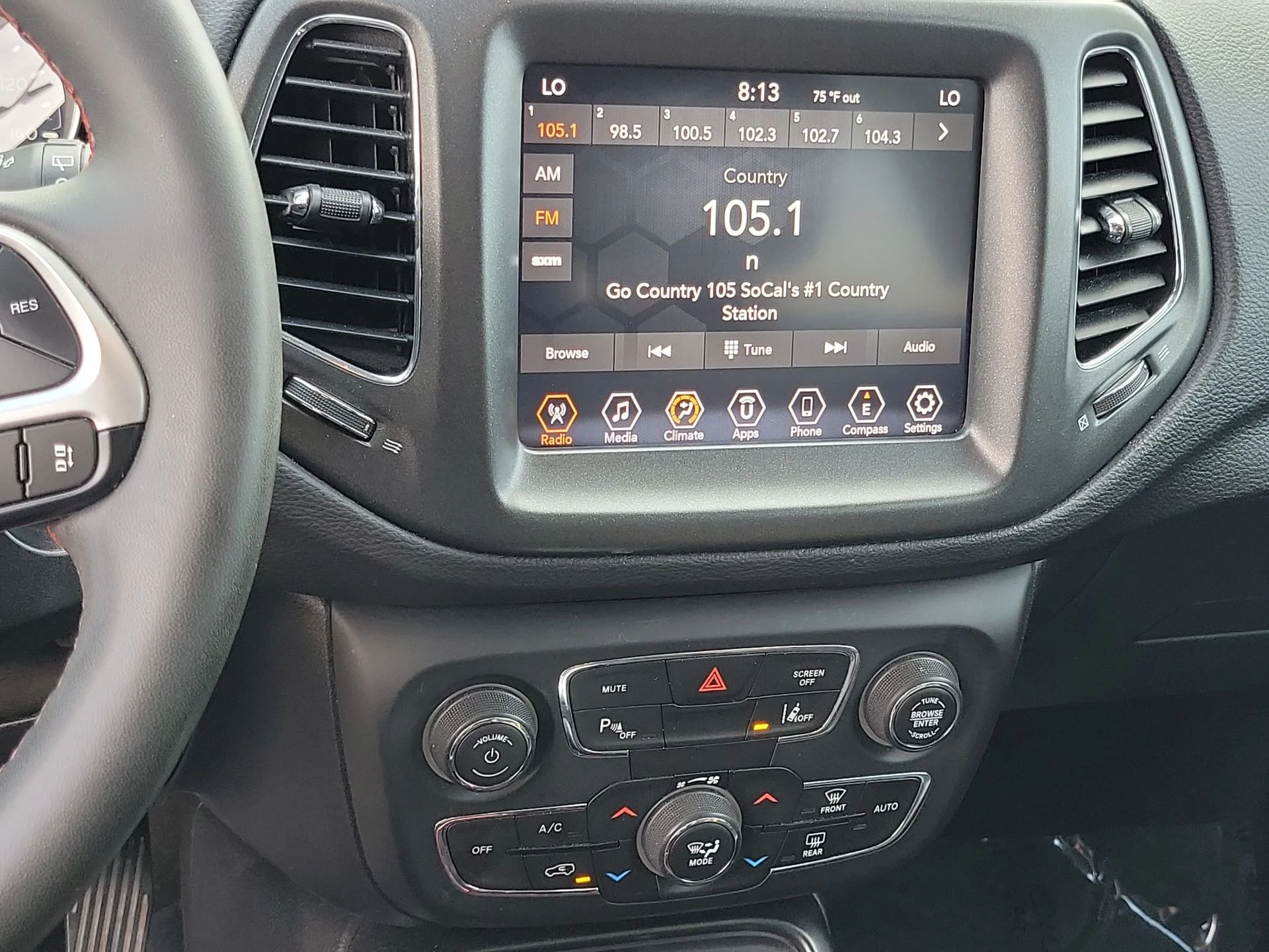 Used 2021 White Jeep Trailhawk image 13