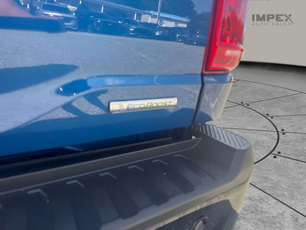 Used 2023 Blue Ford XLT image 25