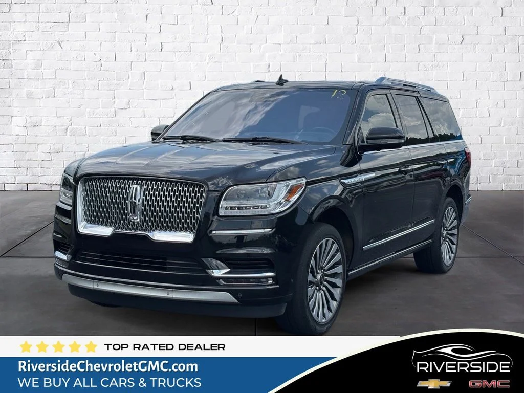 Used 2020 Black Lincoln Reserve image 1