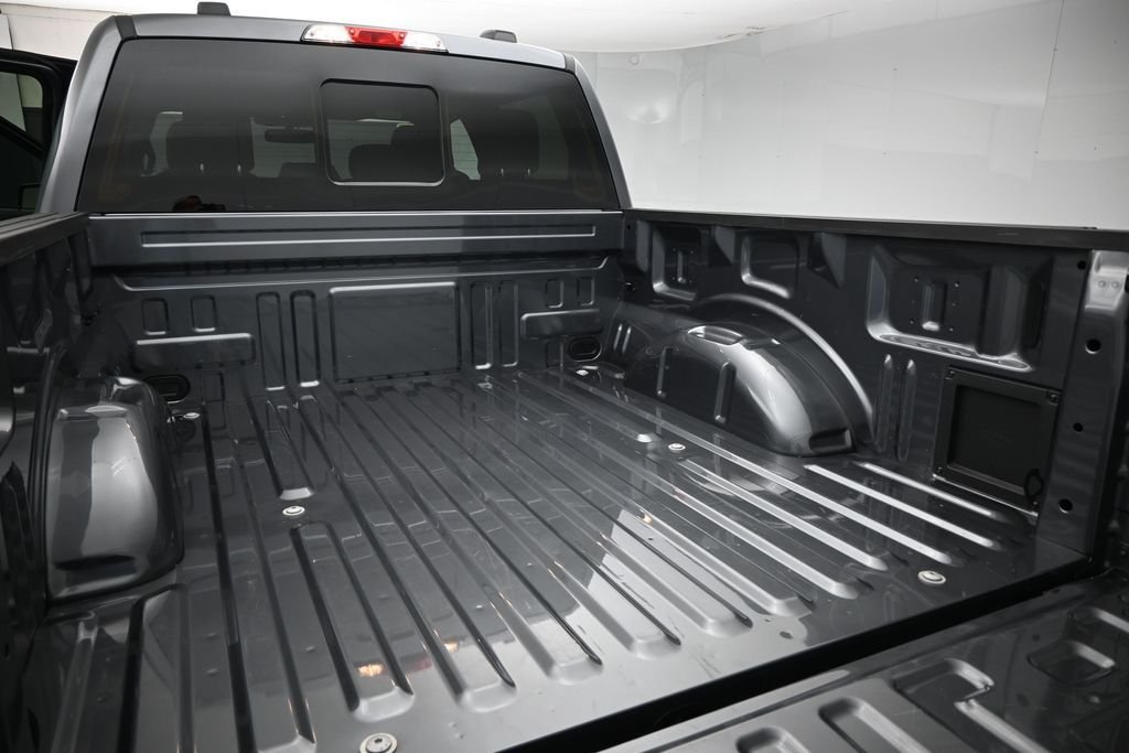 Certified Used 2026 Gray Ford XLT image 9