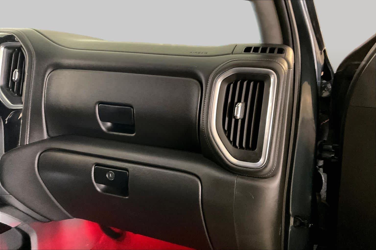 Used 2019 Shadow Gray Metallic Chevrolet RST image 16