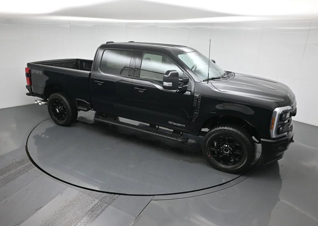New 2026 Agate Black Metallic Ford Lariat image 38