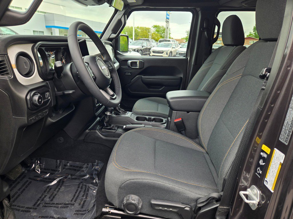 2025 Jeep Wrangler 4-Door Sport S - Photo 19